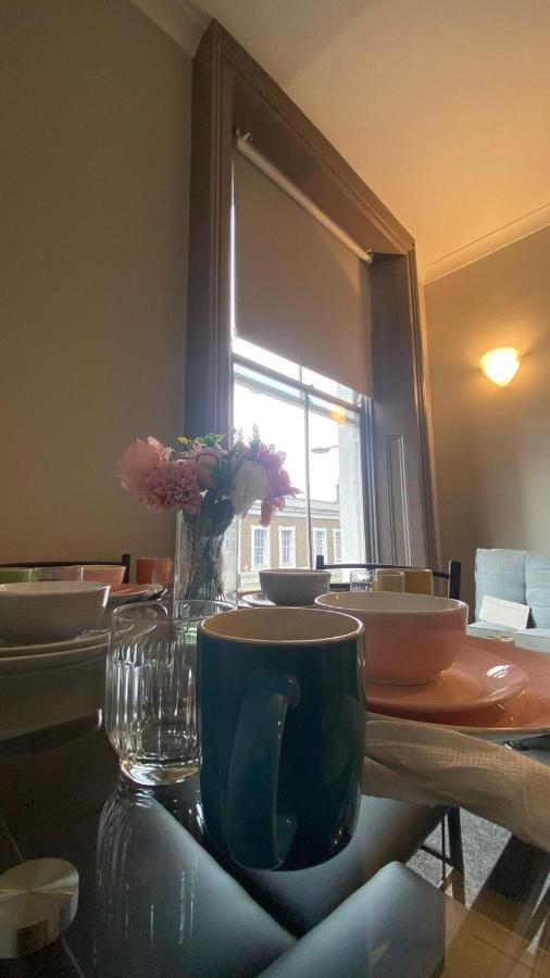 3 Notting Hill, Portobello Road-Amazing Location! London Eksteriør bilde